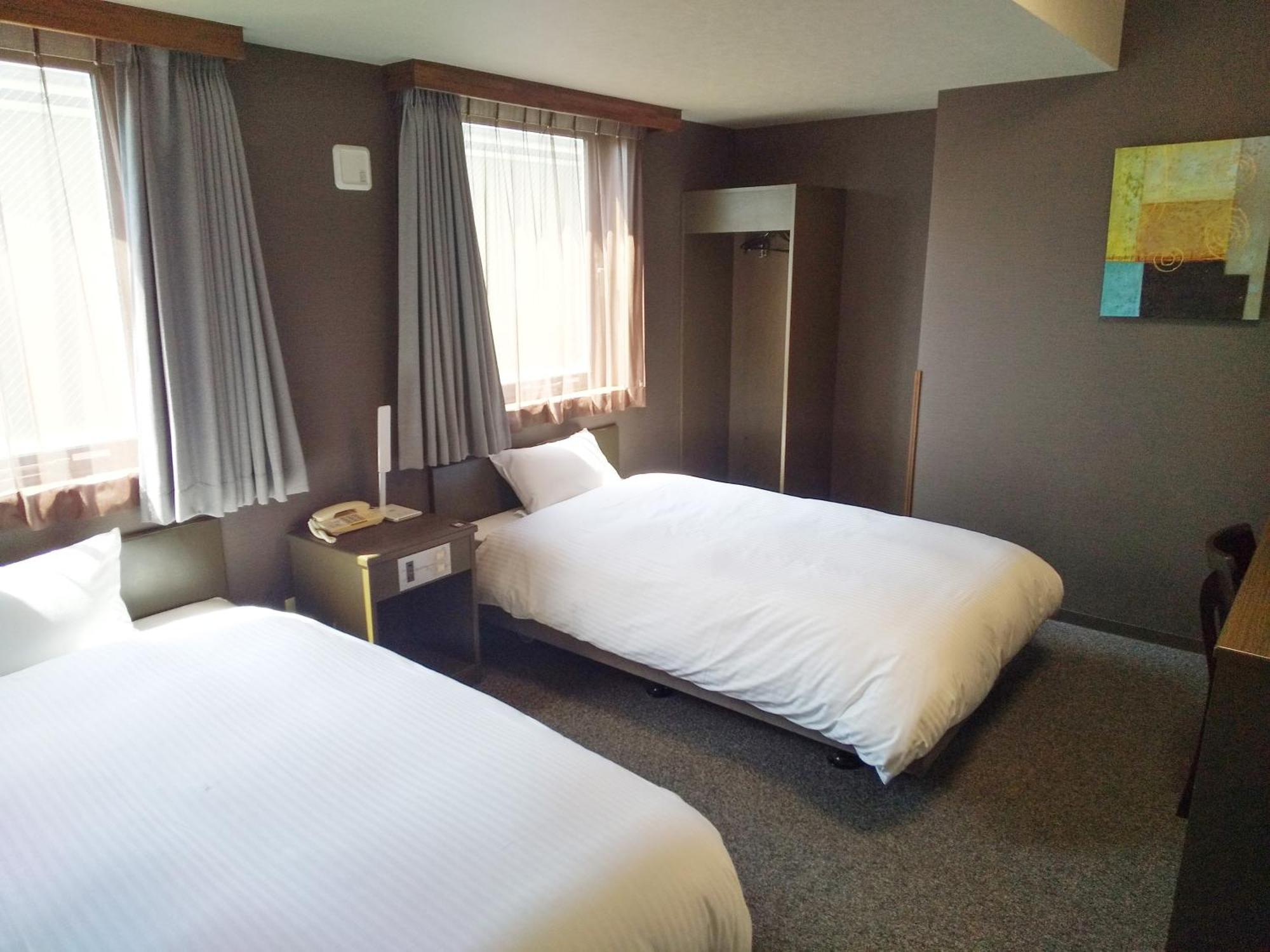Hotel Route-Inn Gifukencho Minami Extérieur photo